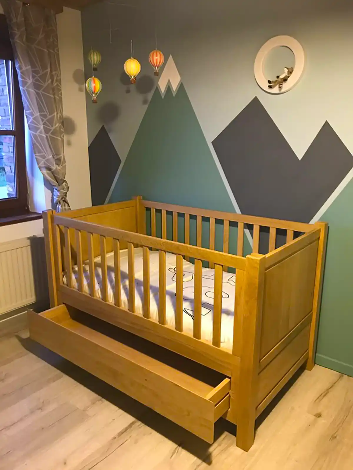 تخت خواب لوکس نوزادی