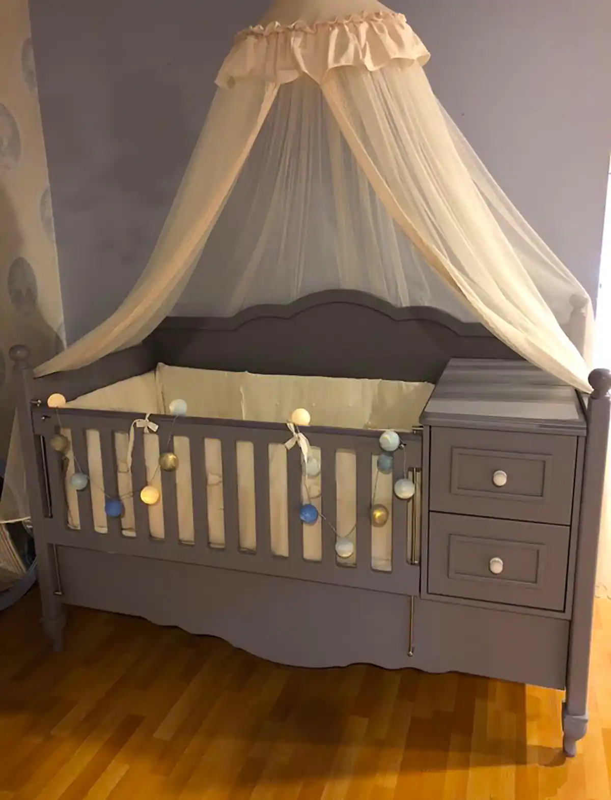 تخت خواب لوکس نوزادی