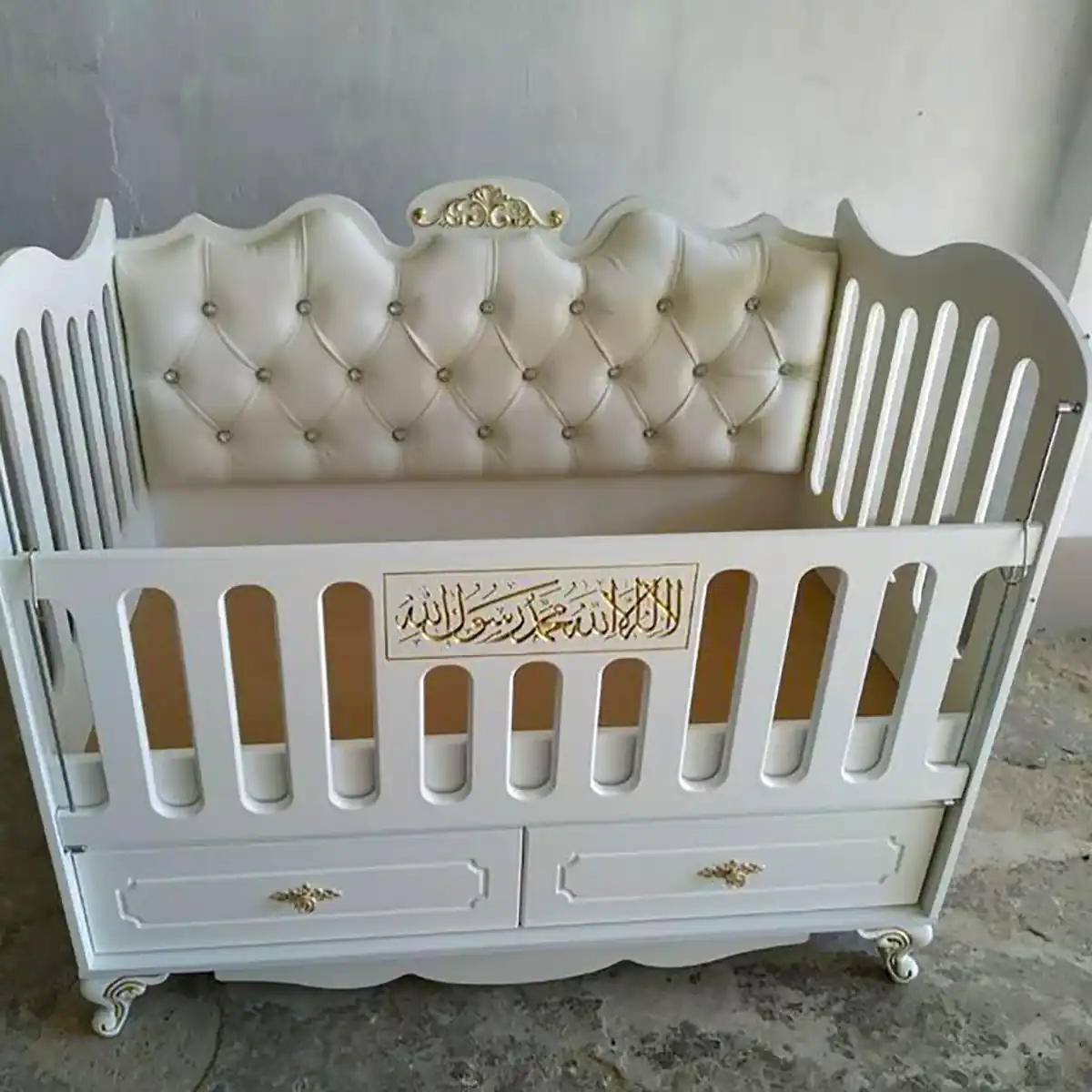 تخت خواب لوکس نوزادی