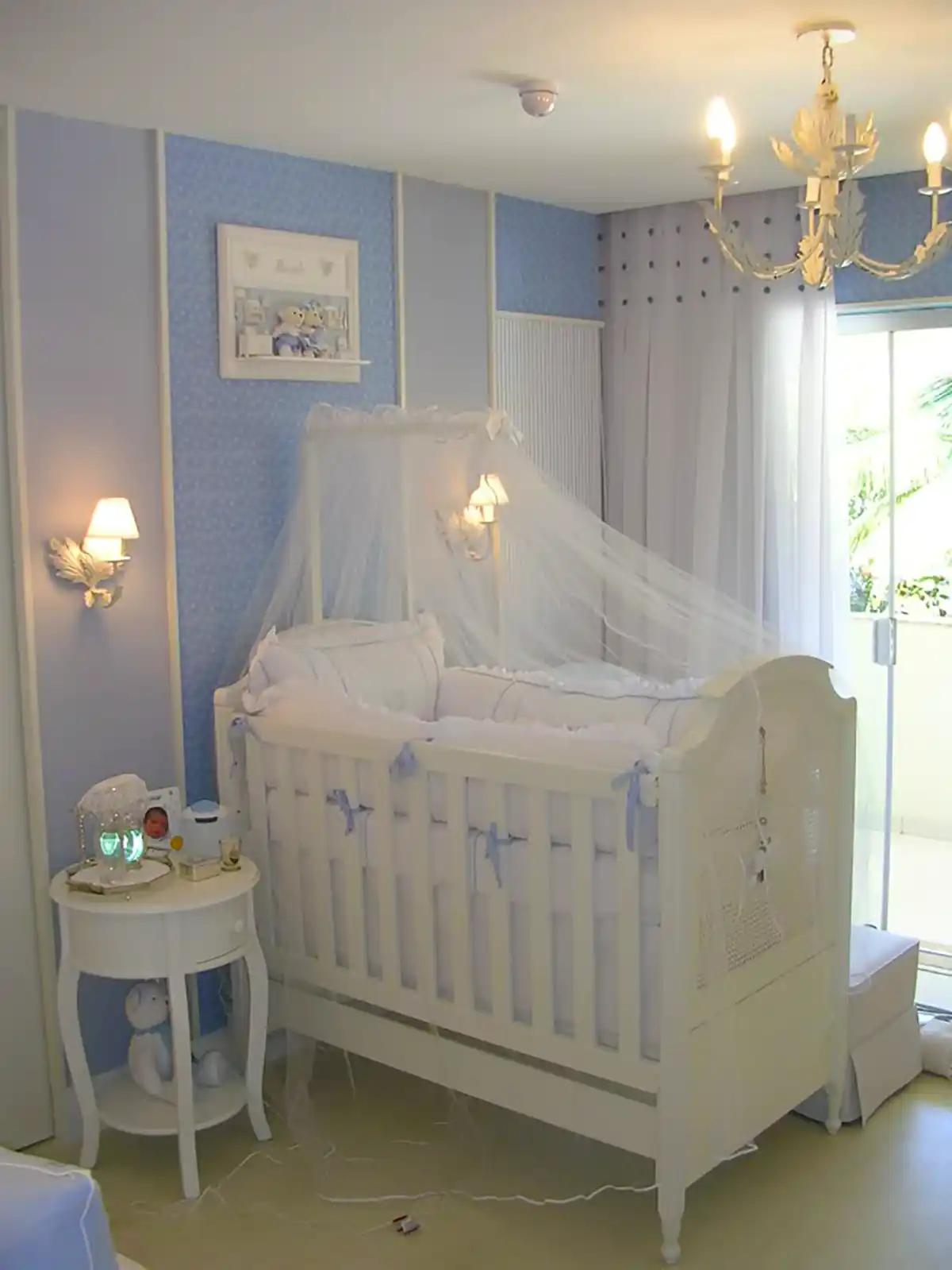 تخت خواب لوکس نوزادی