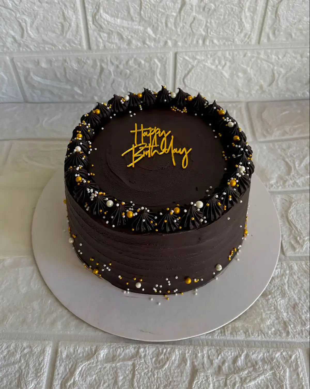 تزئین کیک شکلاتی جذاب