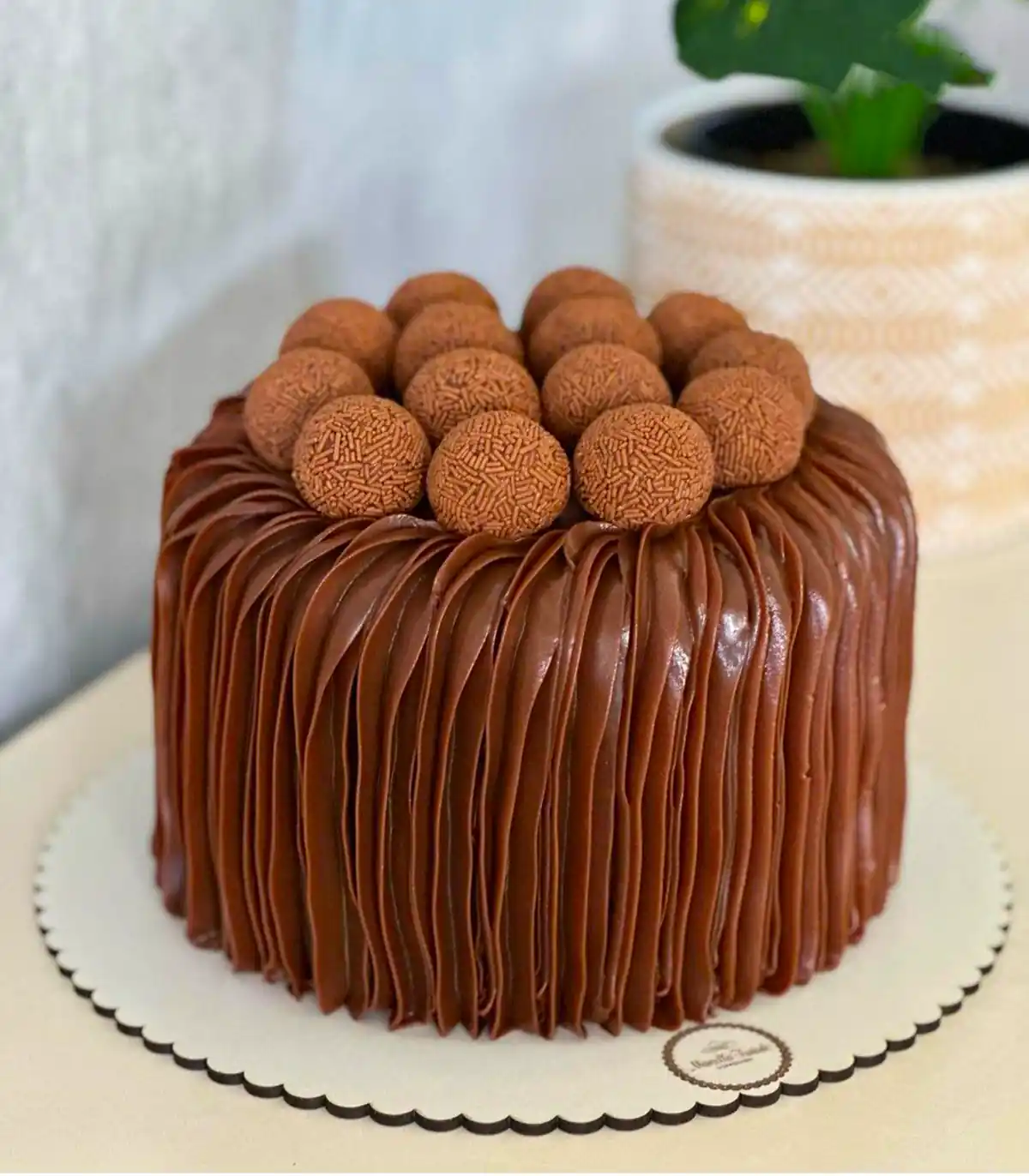 تزئین کیک شکلاتی جذاب