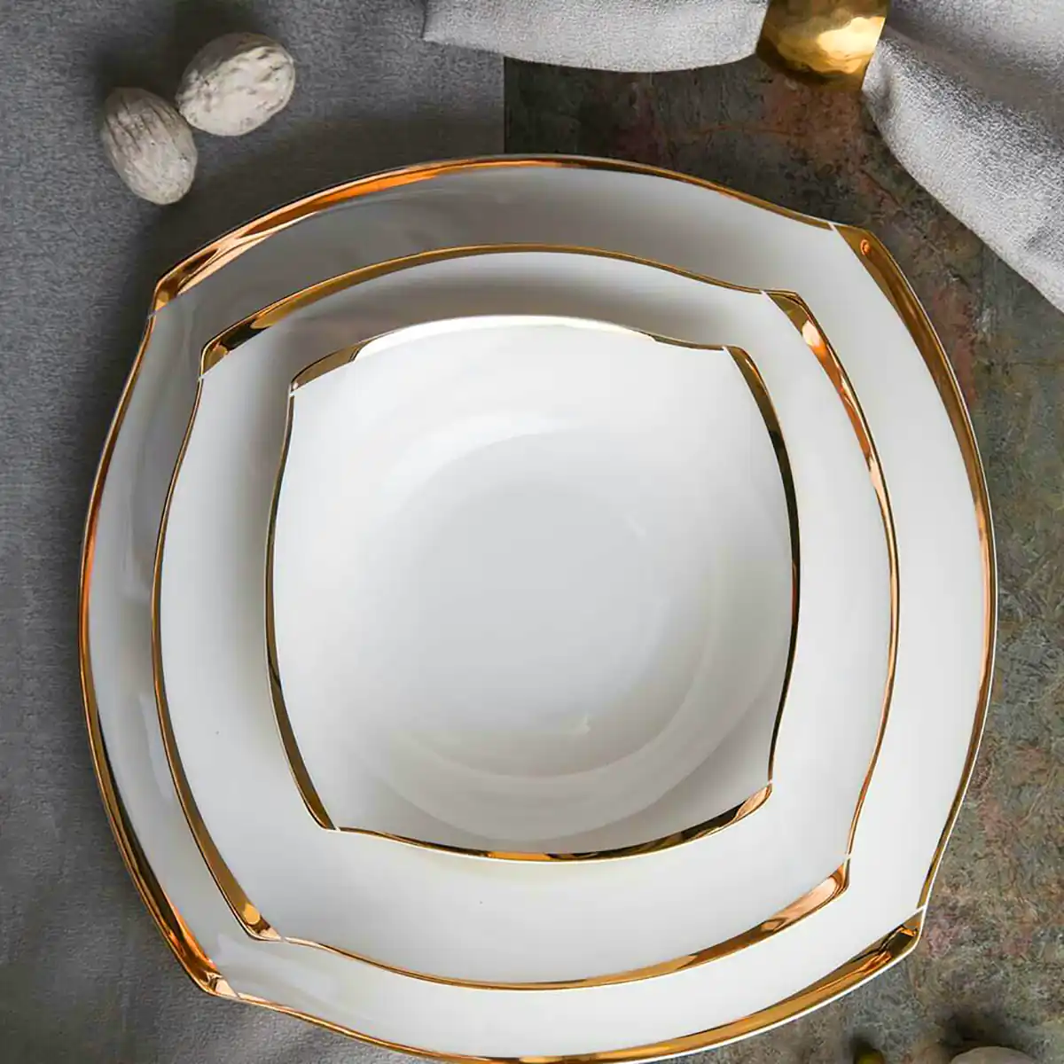 ظروف پذیرایی چینی لوکس