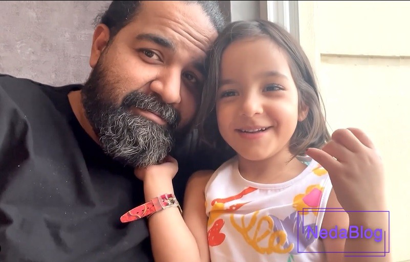 رضا صادقی و دخترش ویانا