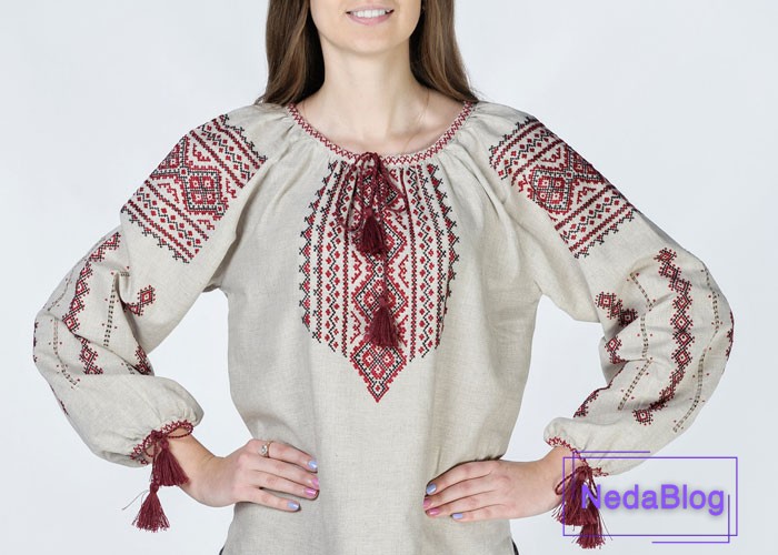 گلدوزی روی مانتو