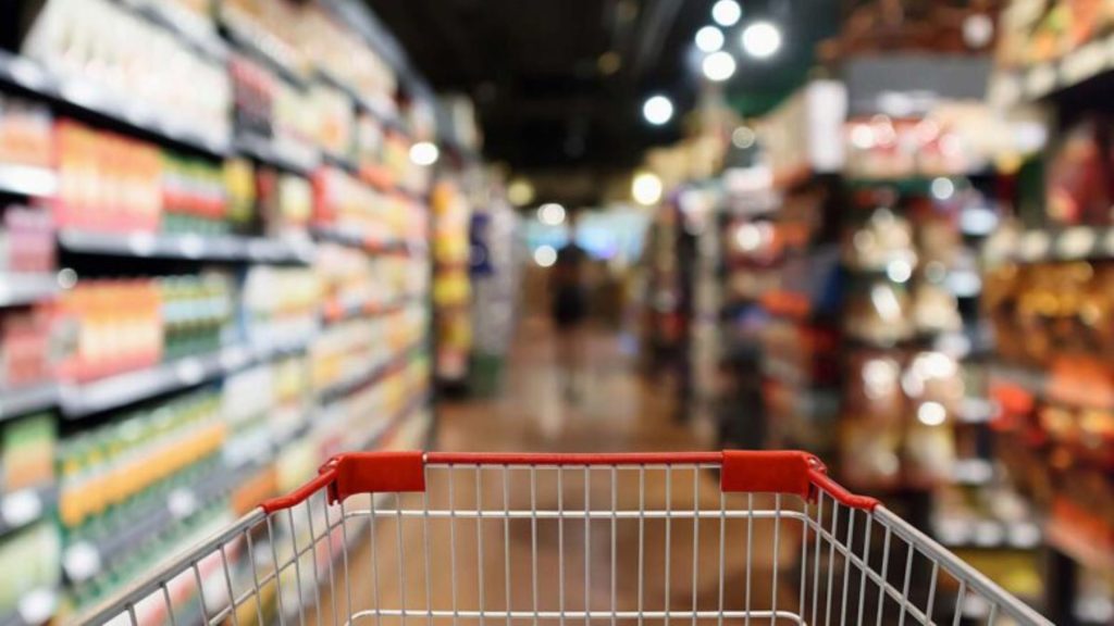 سبد معیشت کارگران ۳۳ میلیون شد / افزایش هزینهها و فشار اقتصادی بر خانوادهها / چندشغله بودن دیگر پاسخگو نیست