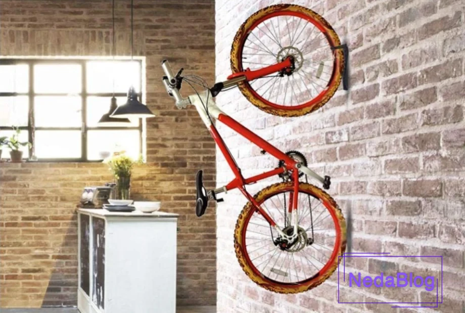 از پایه برای حفظ فضای اتاق استفاده کنید