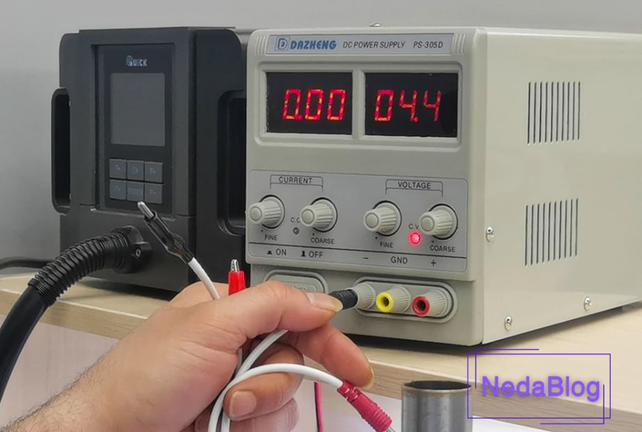 منبع تغذیه DC