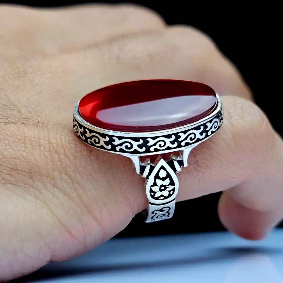 انگشتر رکاب نقره با عقیق قهوه ای