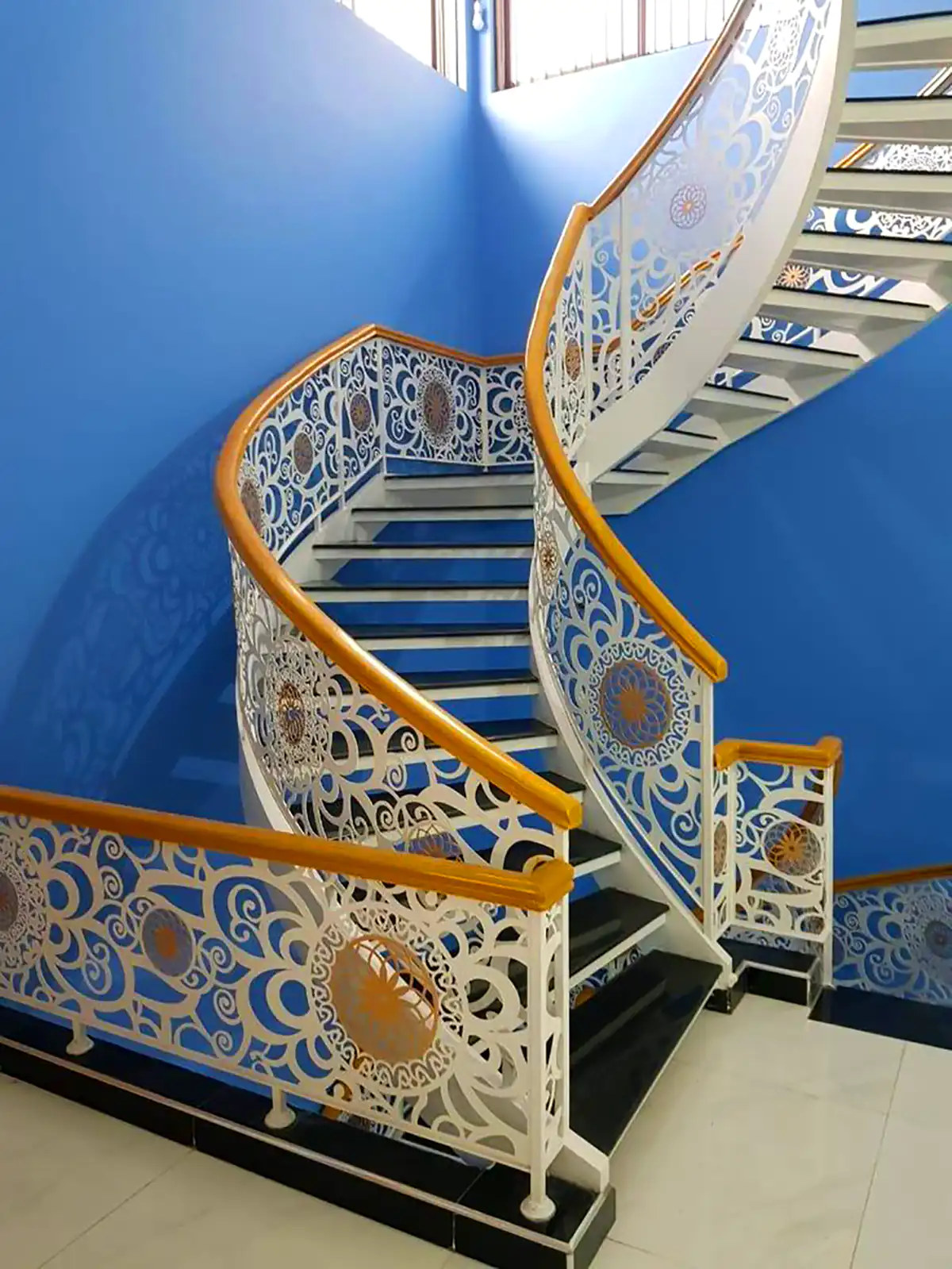 نرده راه پله فرفورژه