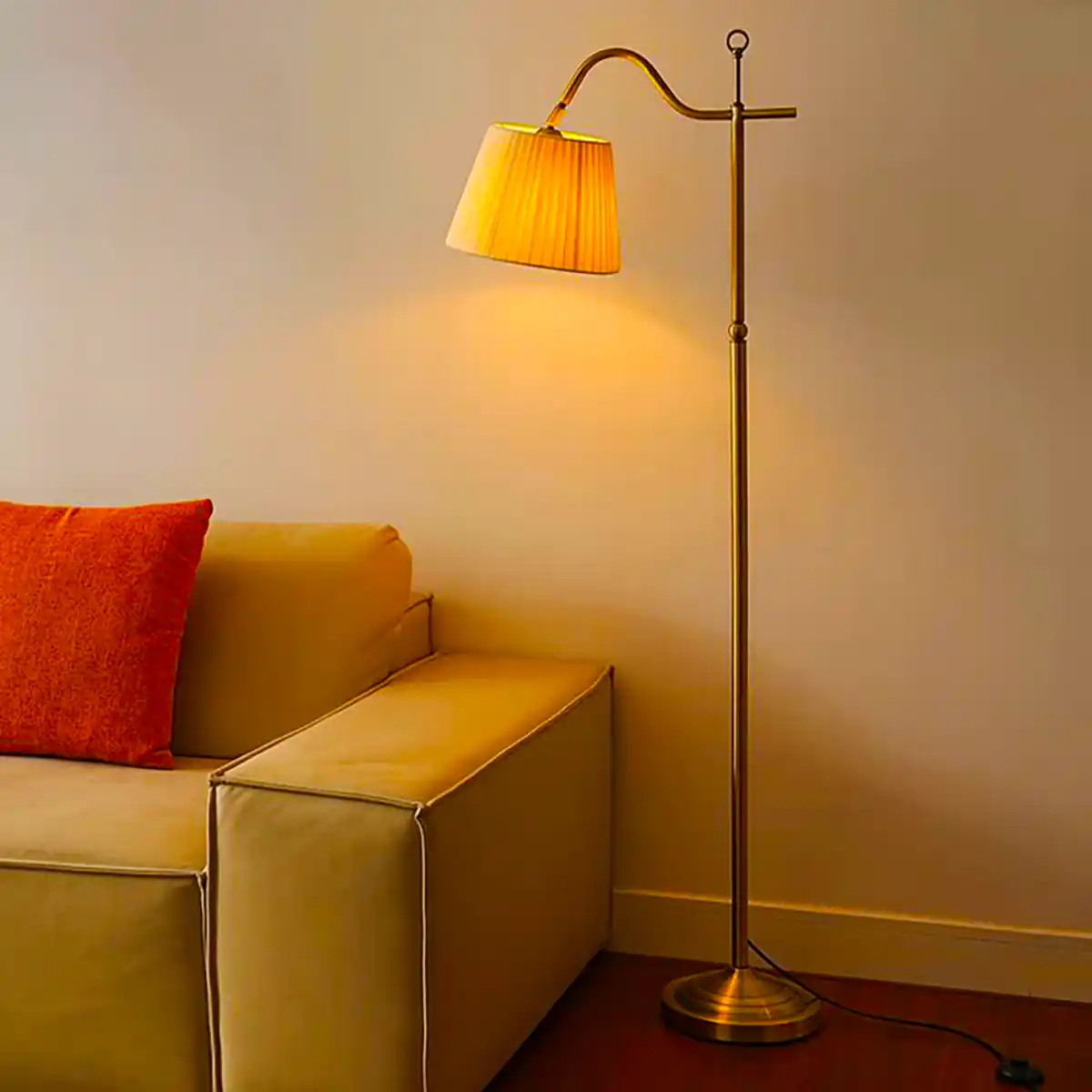 آباژور پایه بلند مینیمال