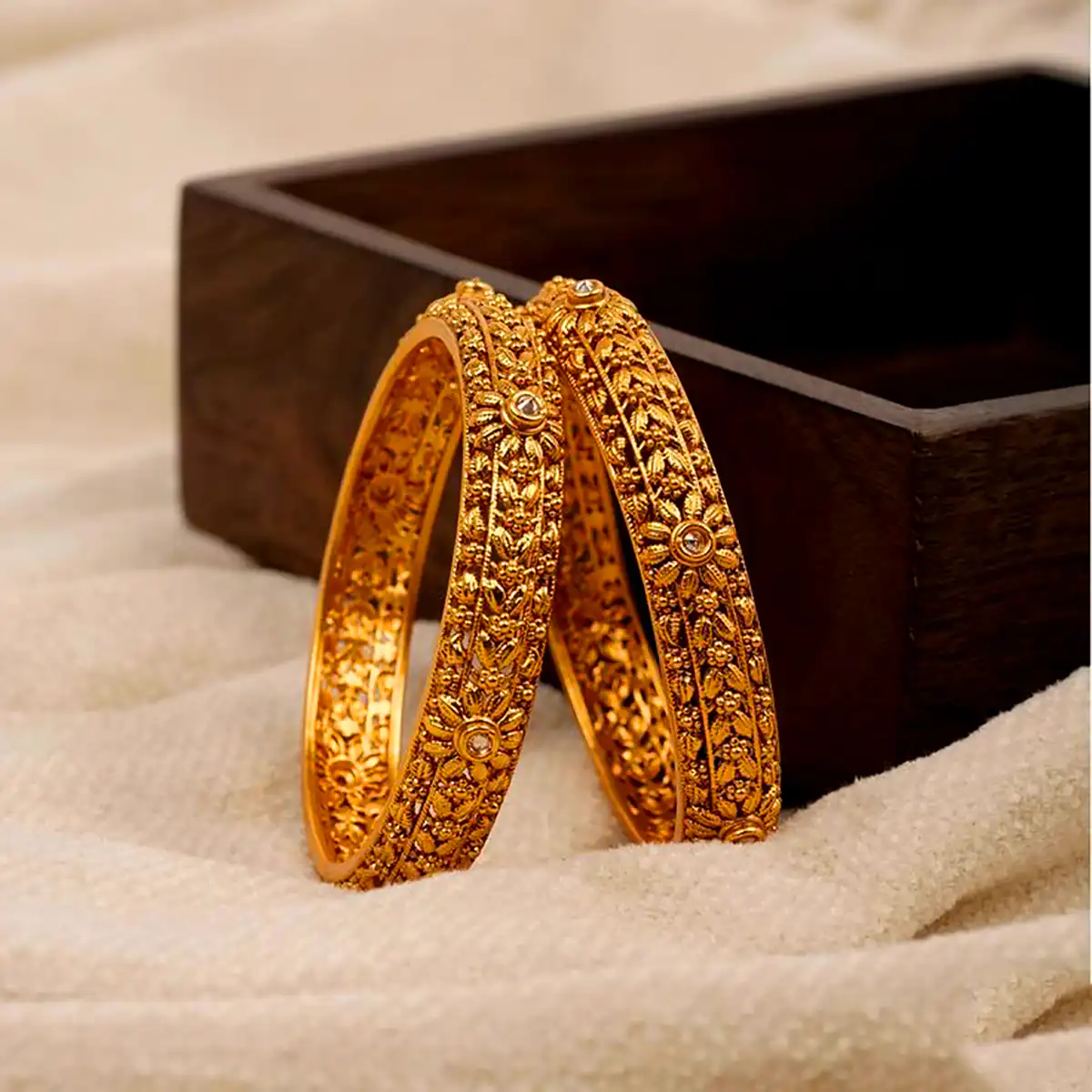 النگو مدرن کنگره دار