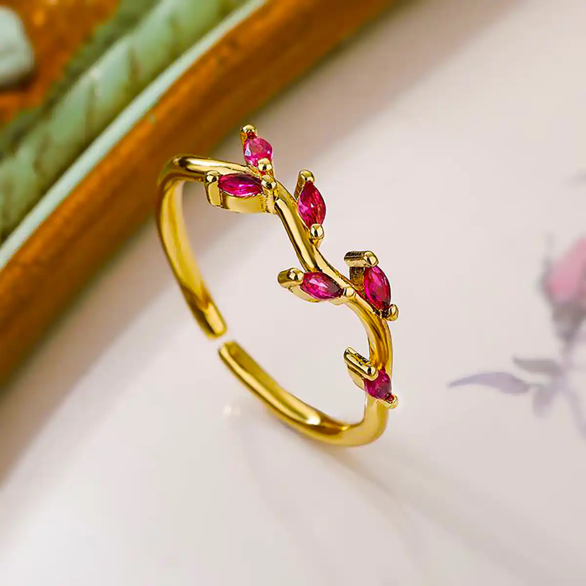 انگشتر طلا لاکچری