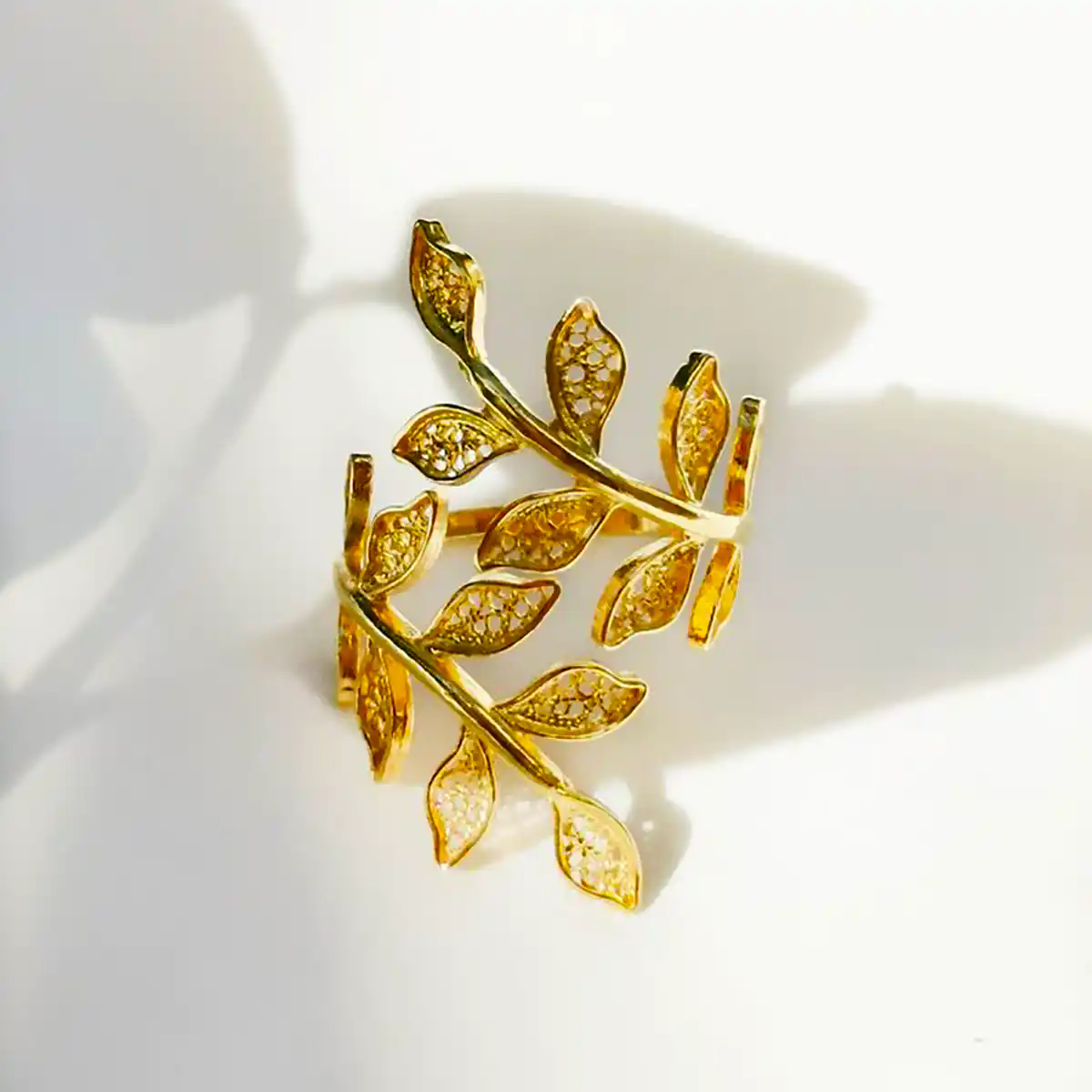 انگشتر طلا لاکچری