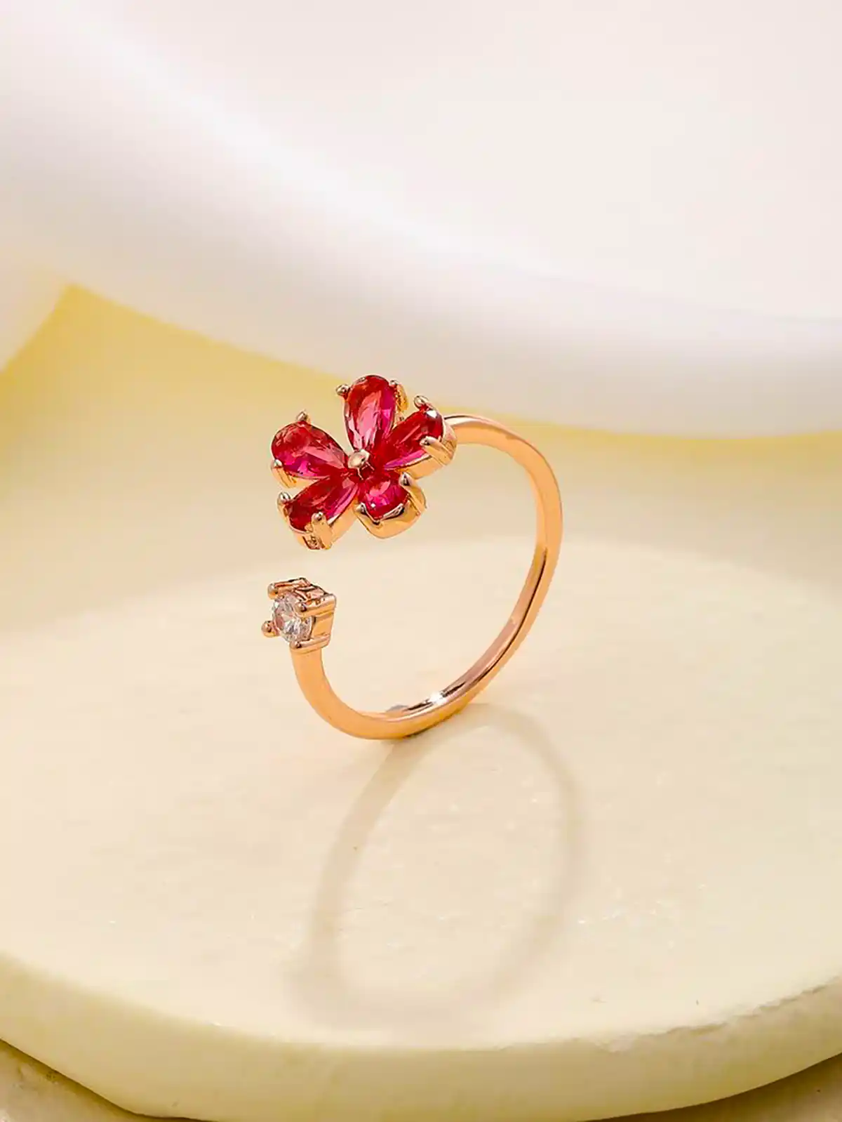 انگشتر طلا لاکچری