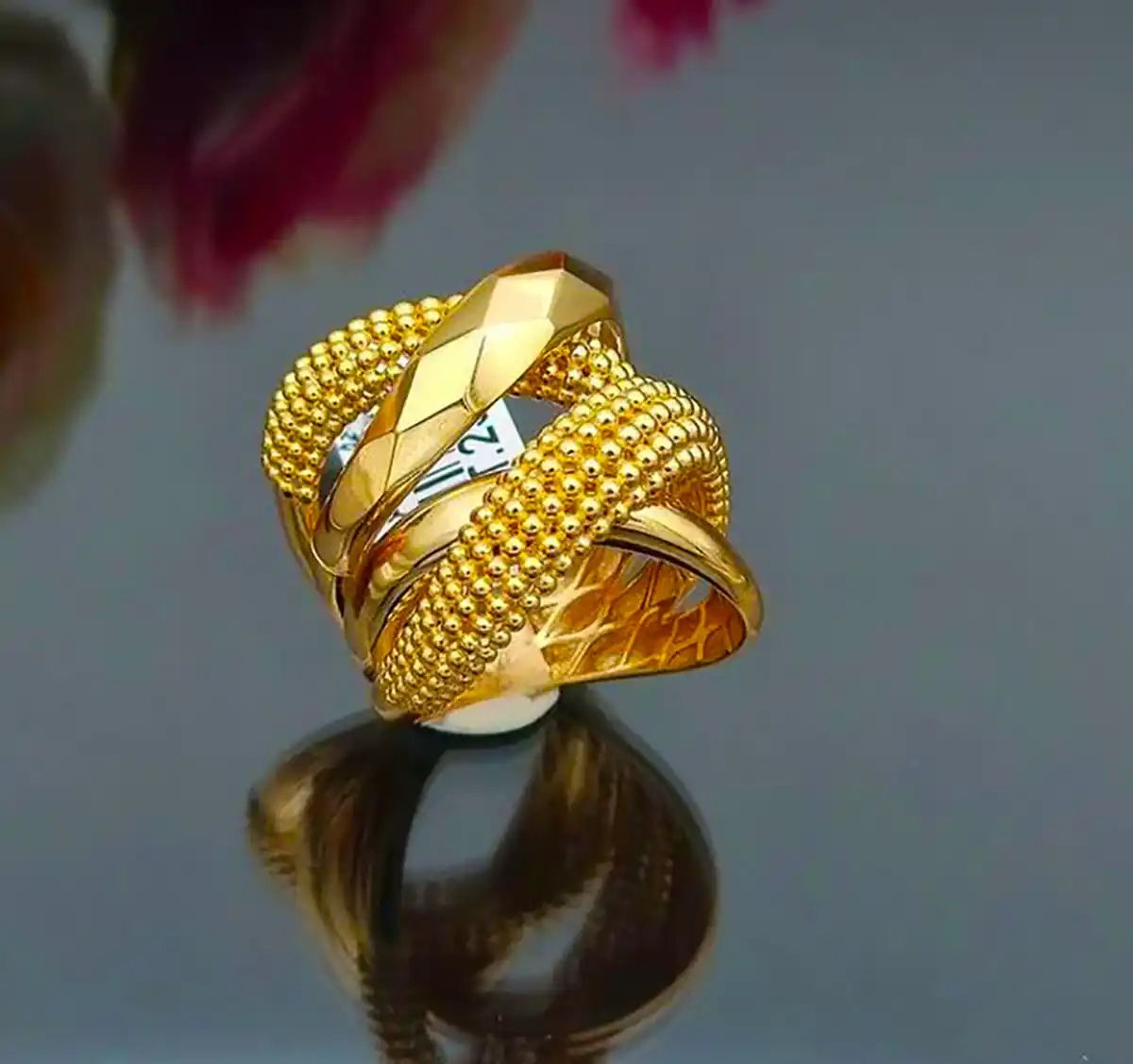 انگشتر طلا لاکچری