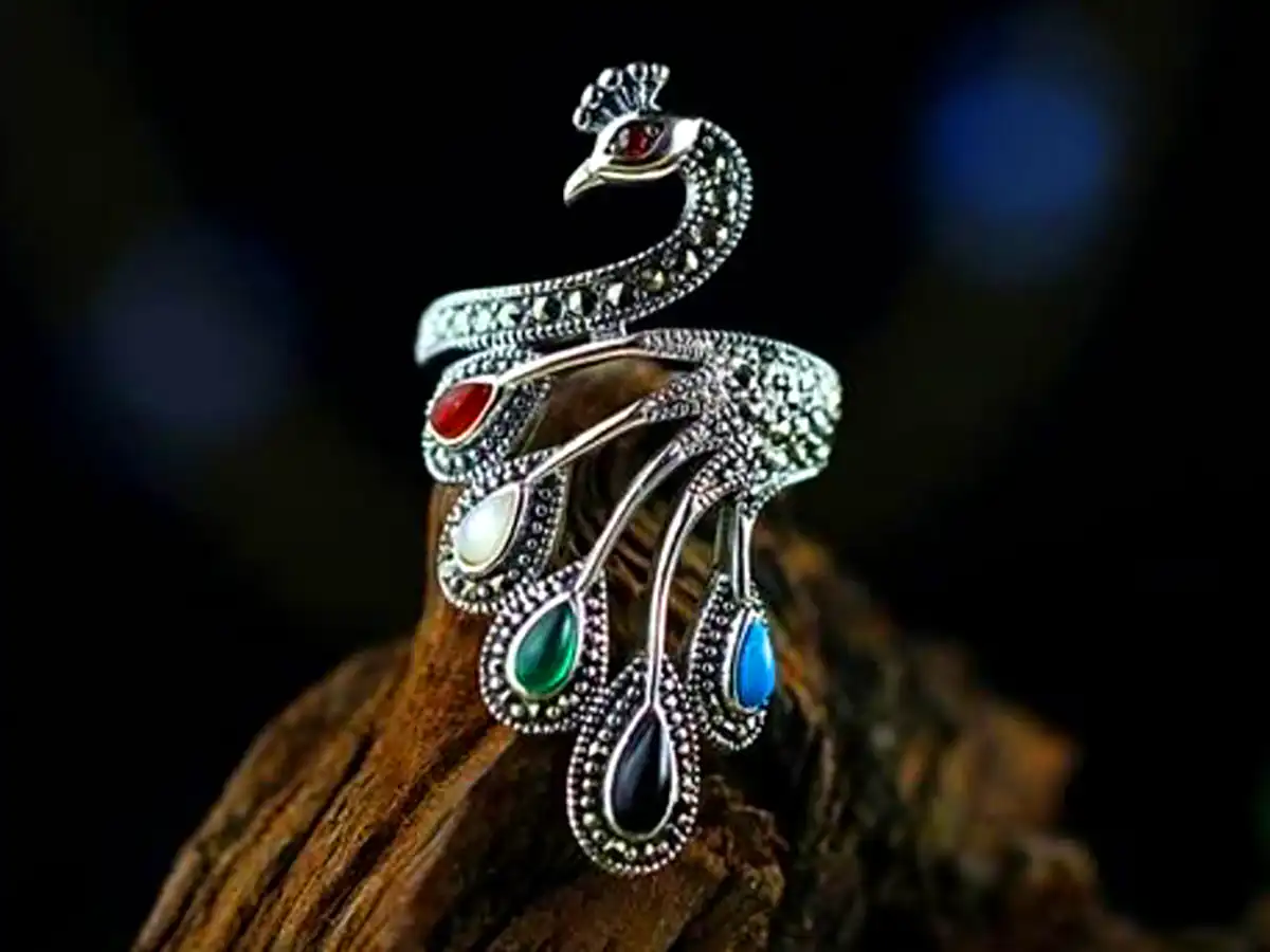 انگشتر طرح طاووس
