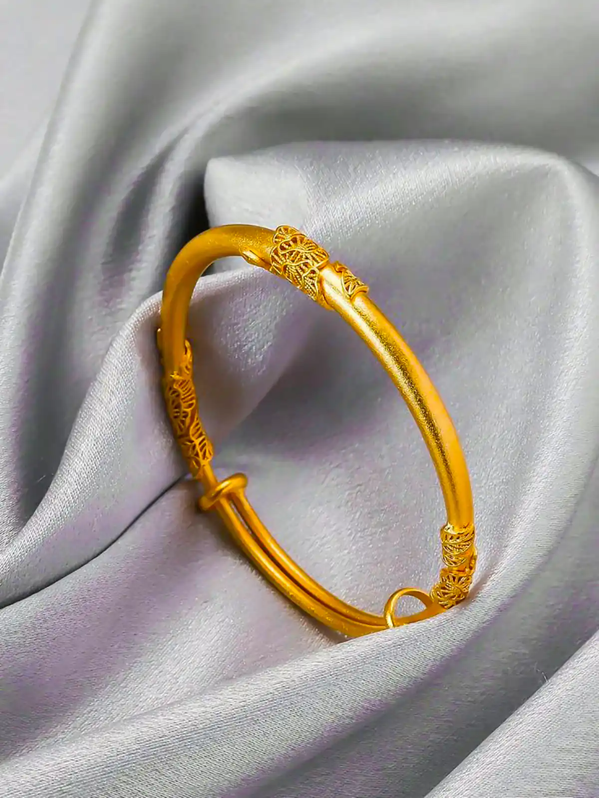 بنگل طلا مدرن