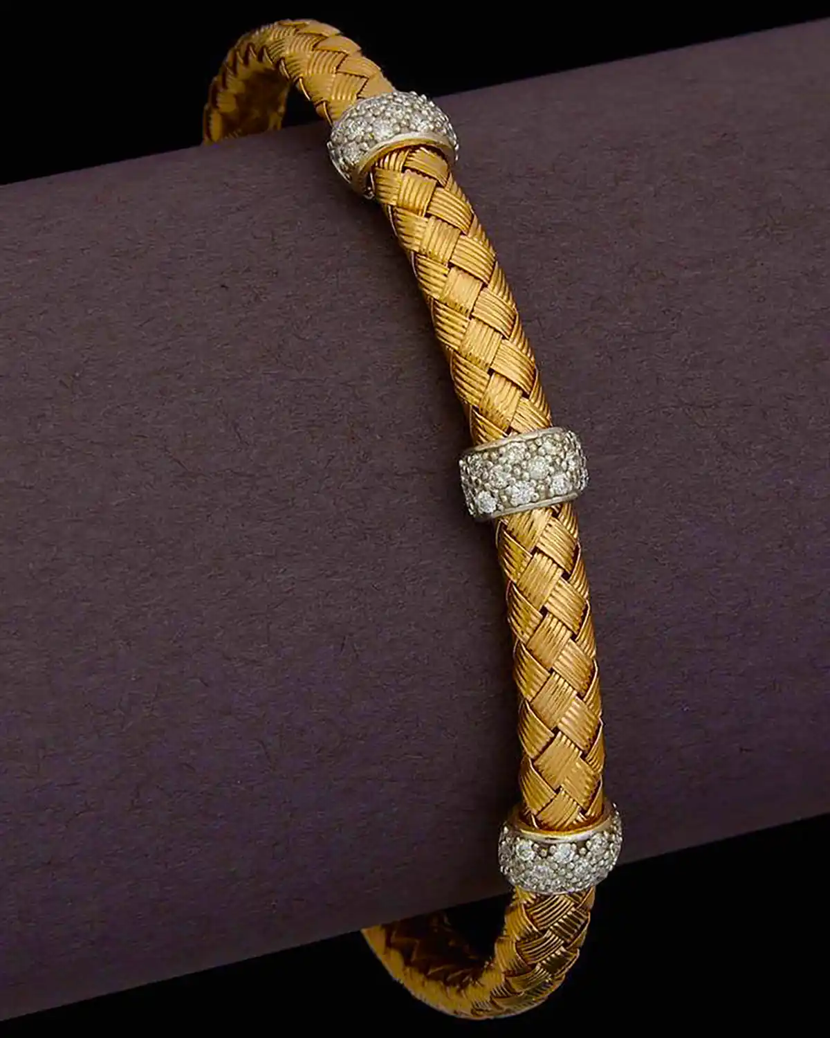 بنگل طلا مدرن