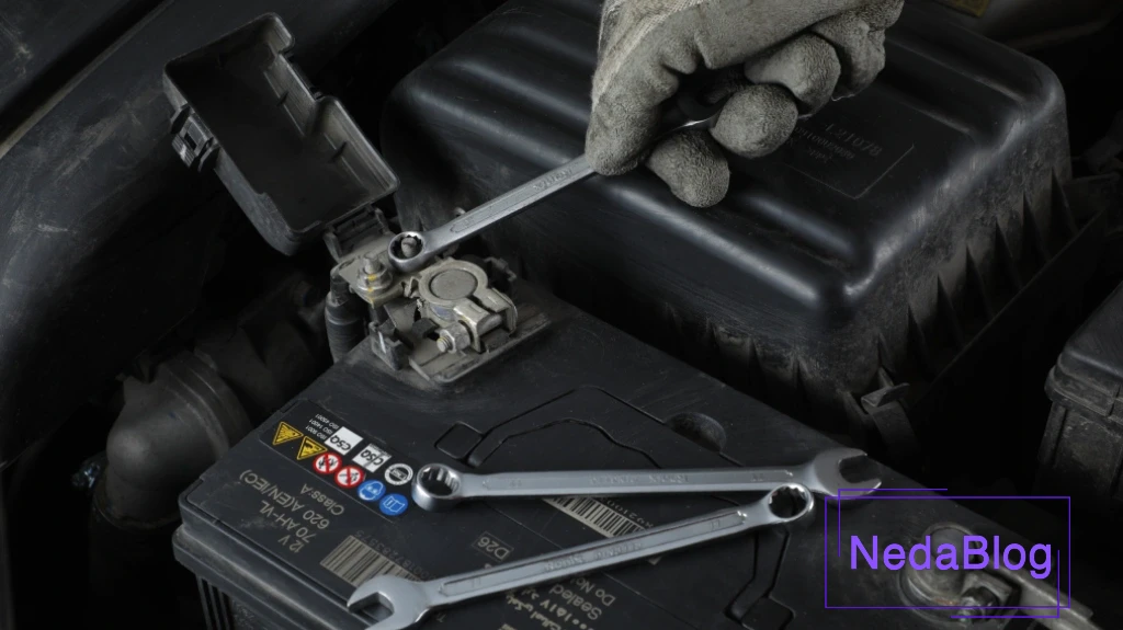 علائم خالی شدن باتری ماشین