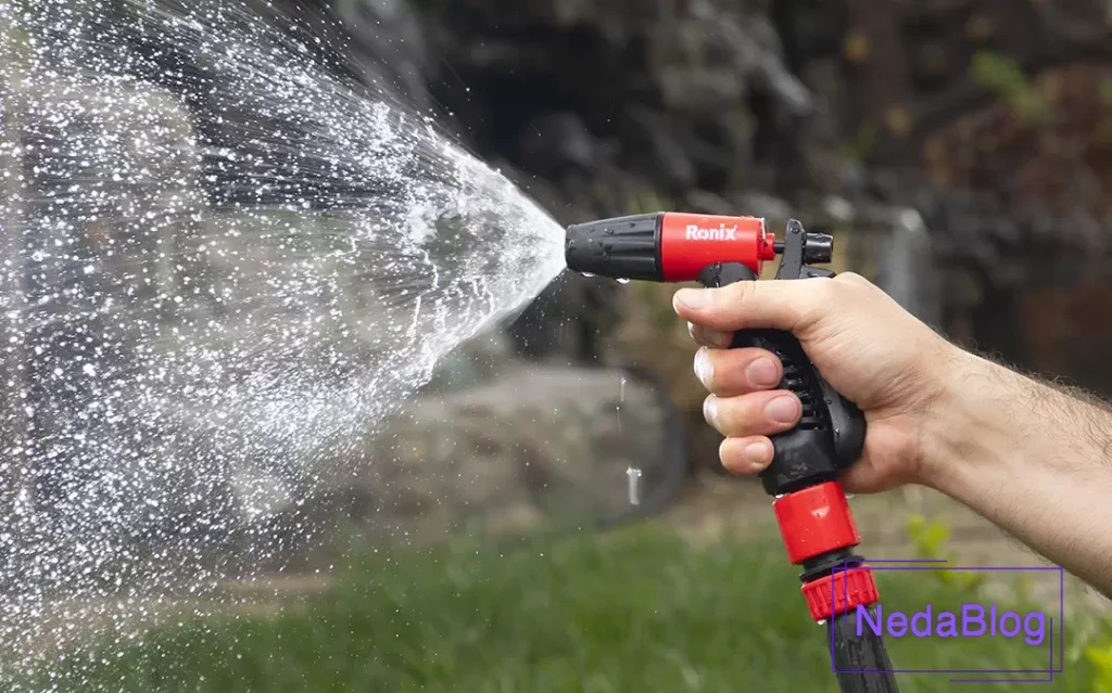 آبپاش مناسب باغبانی