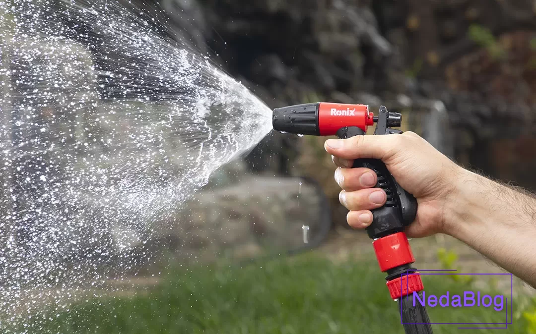 آبپاش مناسب باغبانی