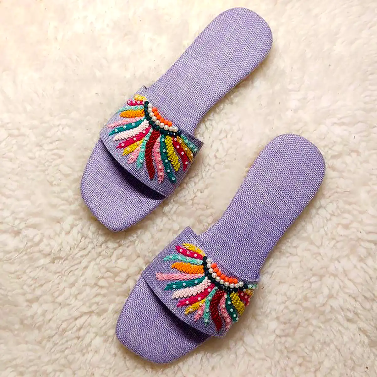 دمپایی روفرشی با دوام و شیک