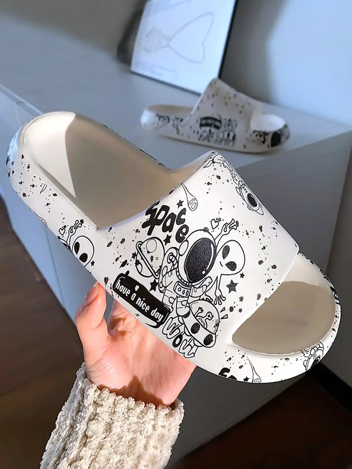 دمپایی روفرشی زنانه