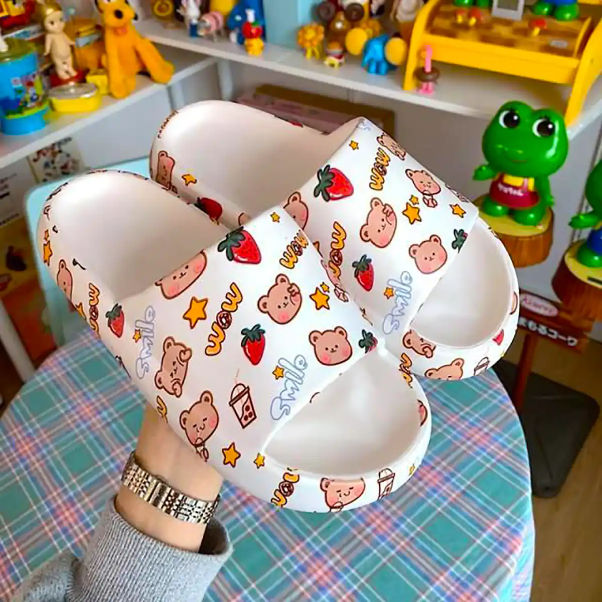 دمپایی روفرشی زنانه