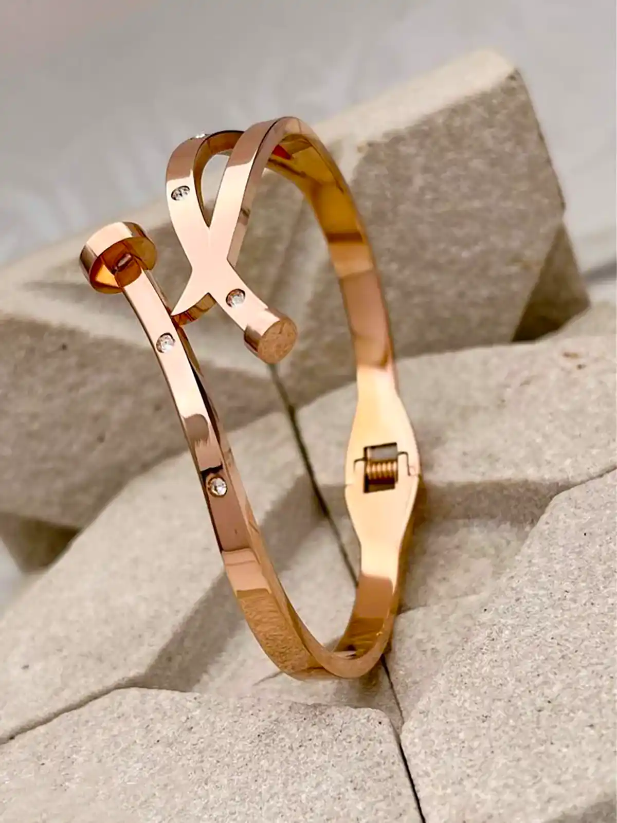 دستبند النگویی ترند