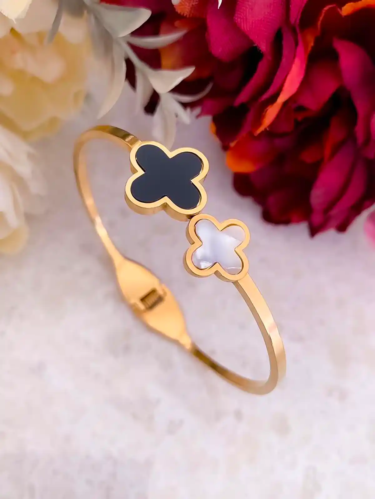 دستبند النگویی ترند