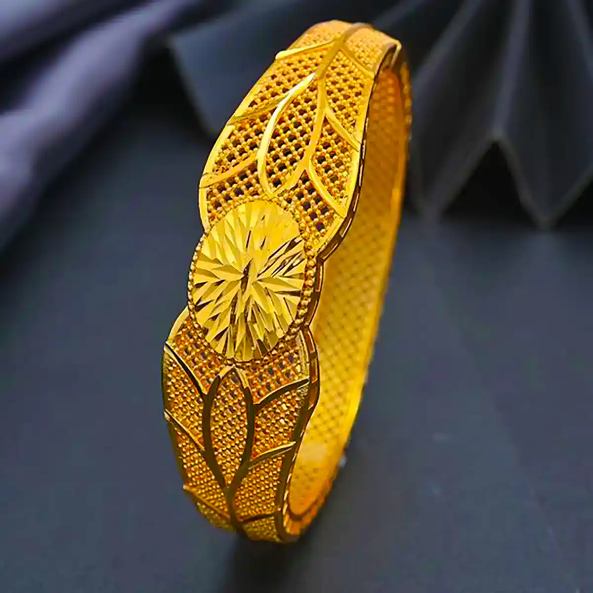 دستبند النگویی طلا