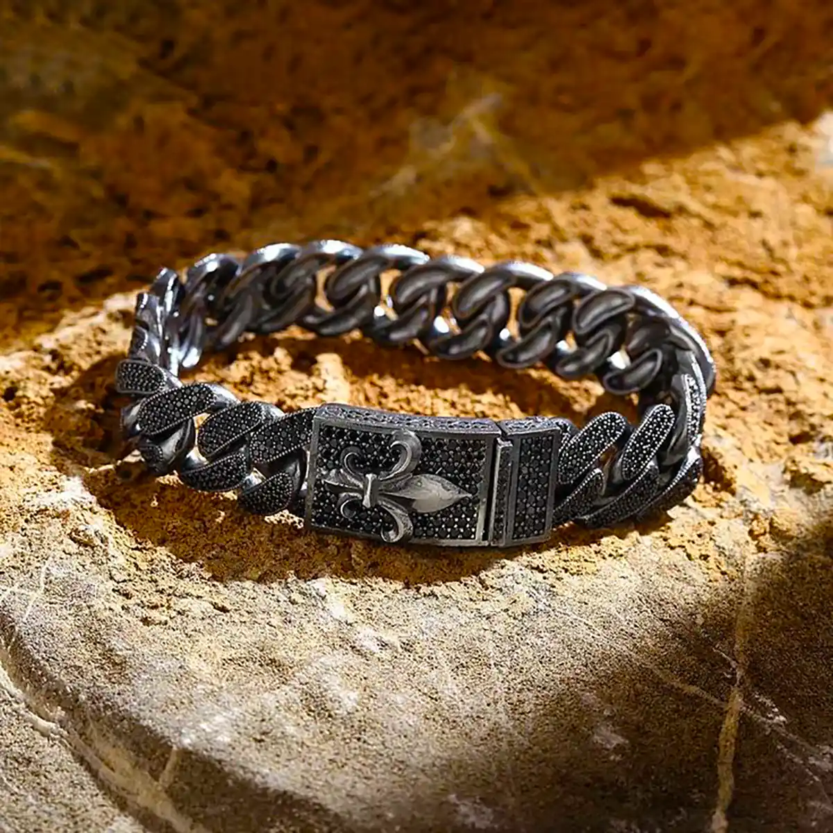 دستبند شیک پسرونه