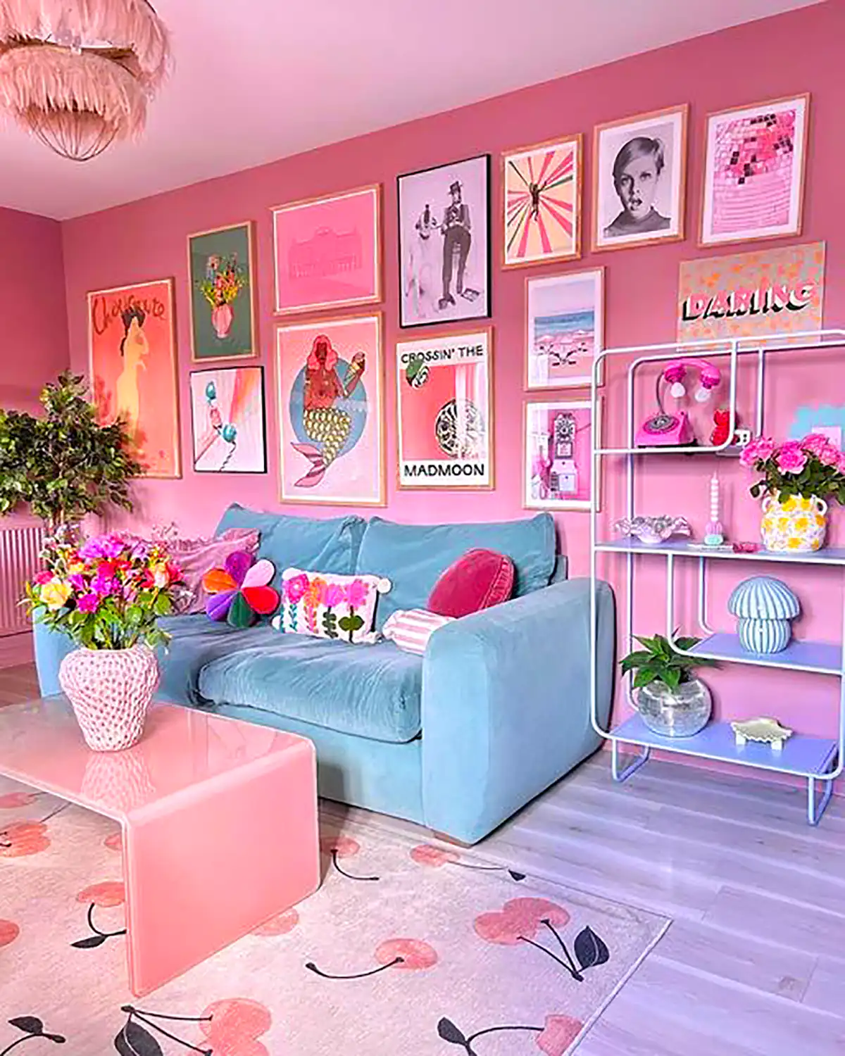 دکور صورتی اتاق تینیجری