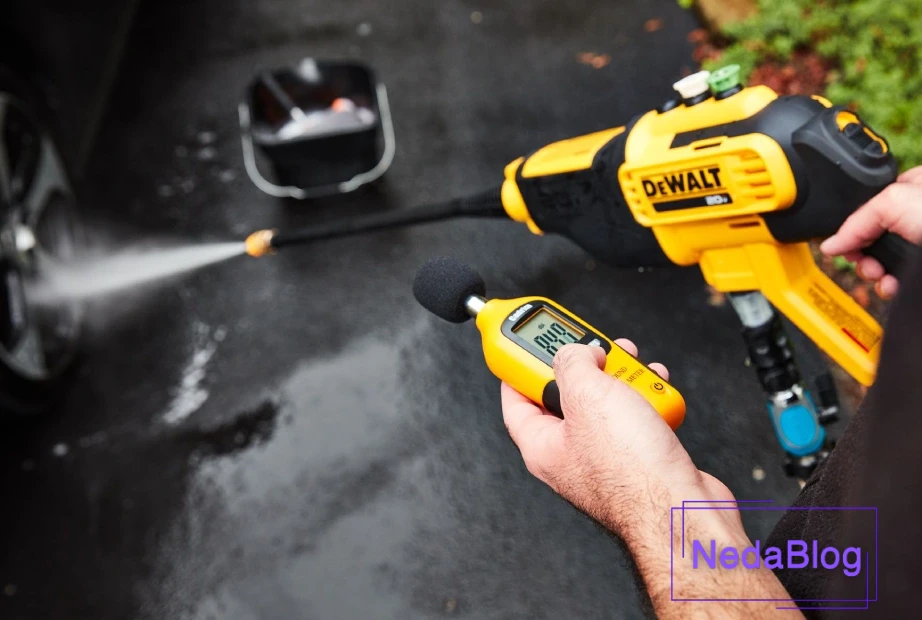 کارواش شارژی دیوالت