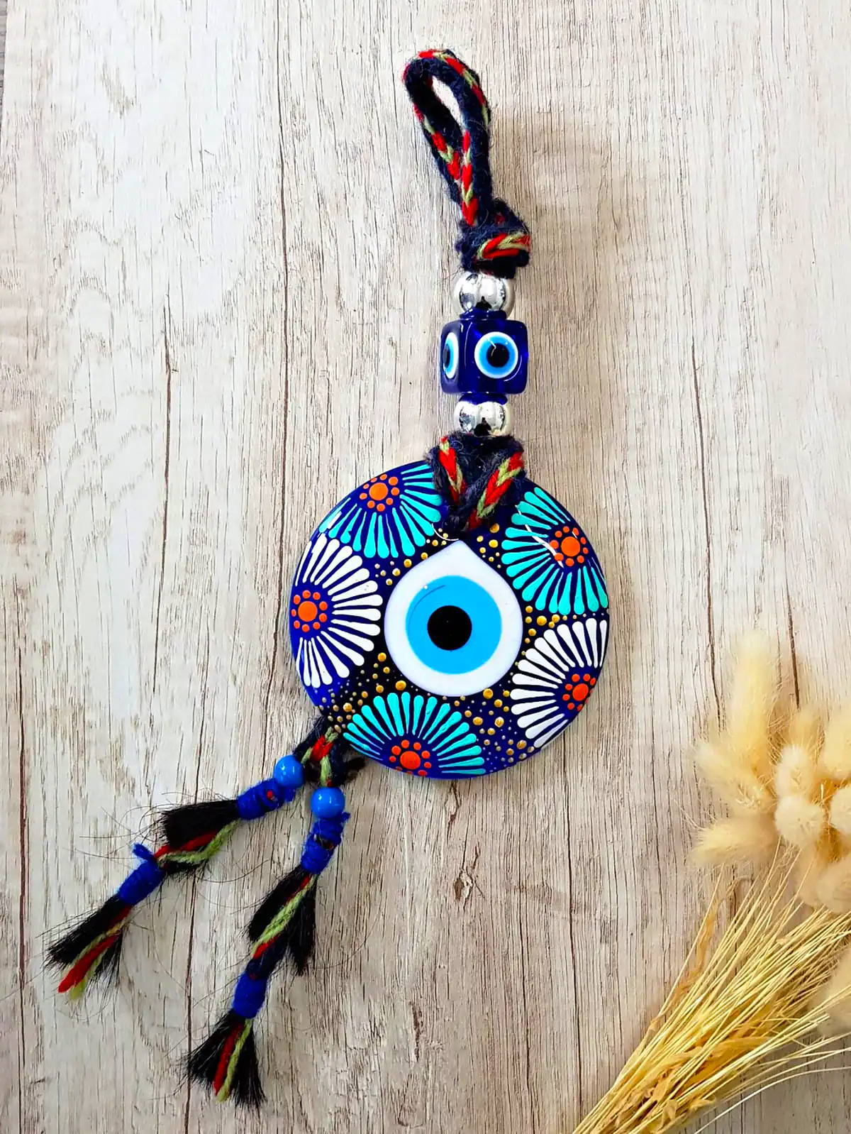 دیوارکوب چشم نظر