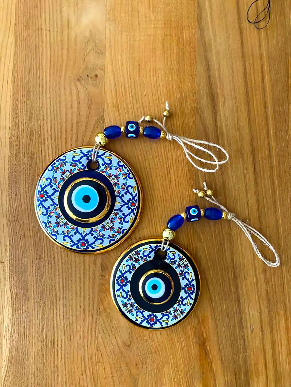 دیوارکوب چشم نظر