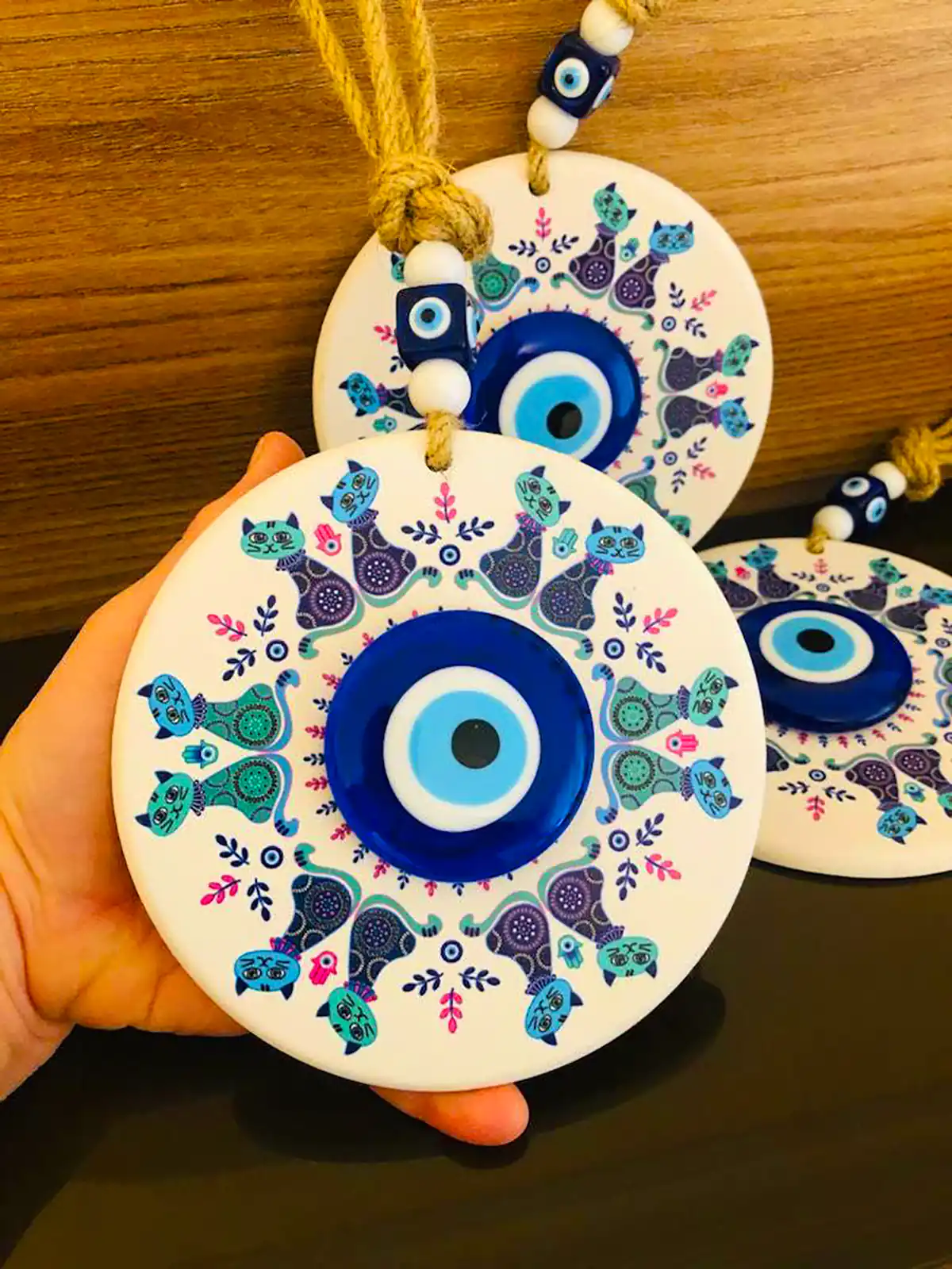 دیوارکوب چشم نظر