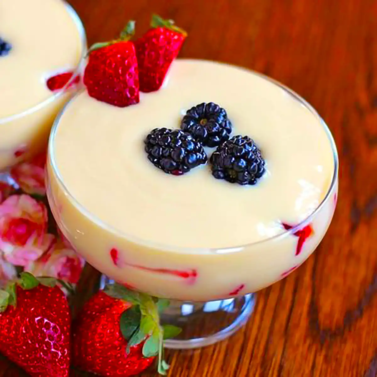 دیزاین دسر میوه ای