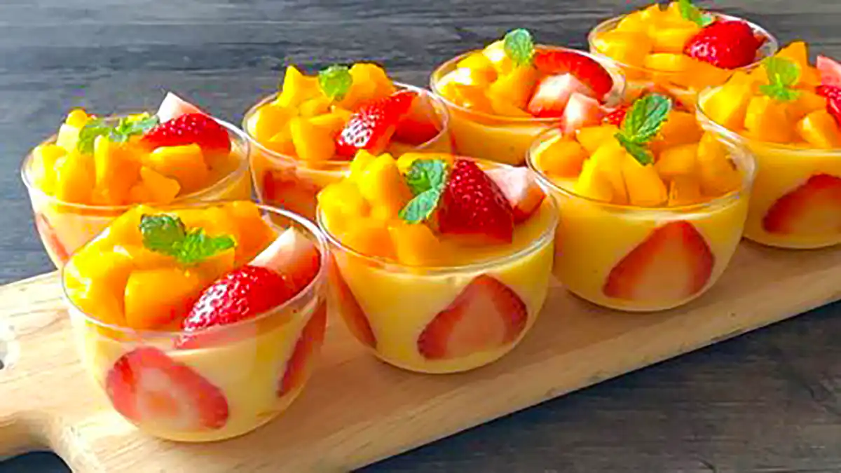 دیزاین دسر میوه ای