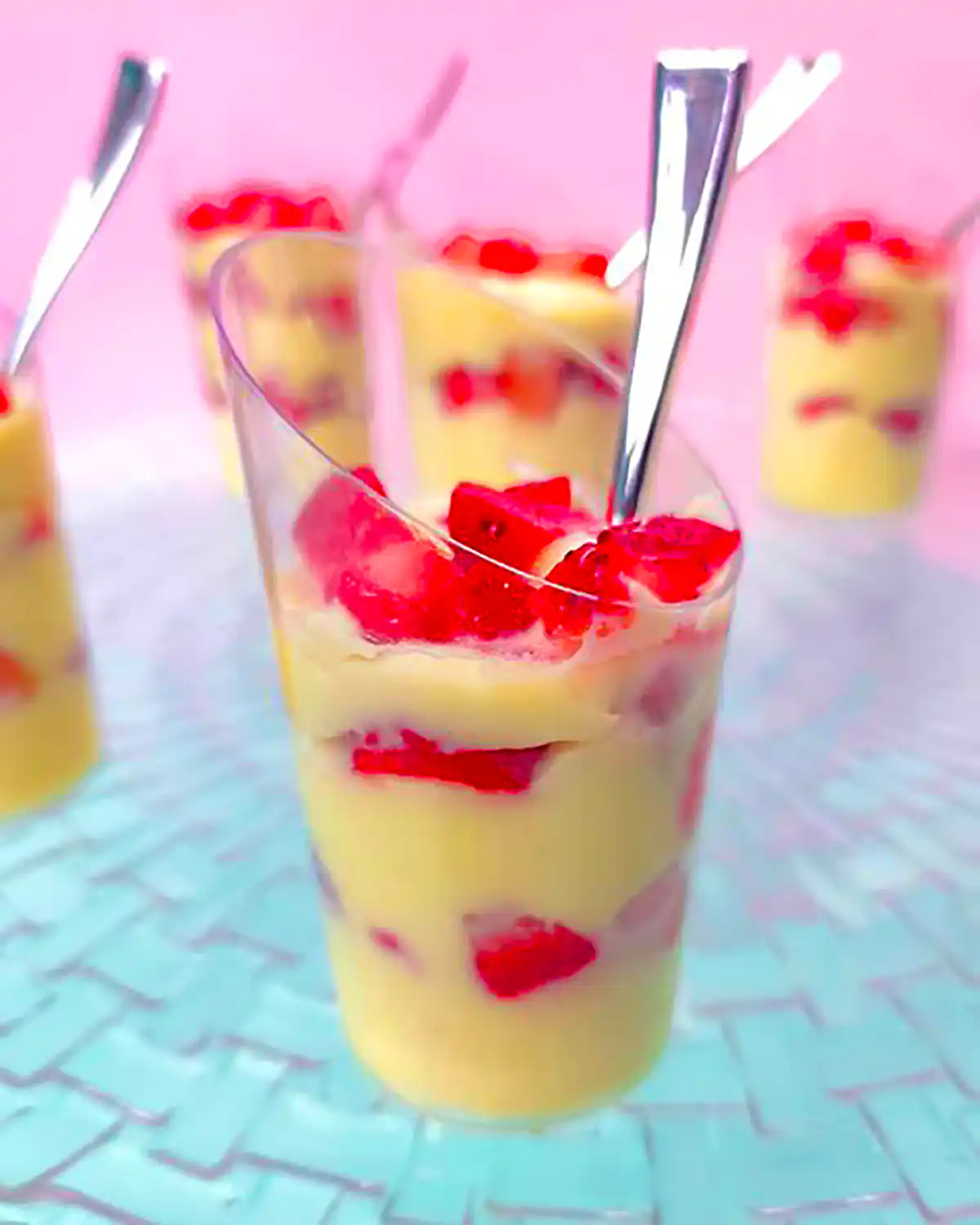 دیزاین دسر میوه ای