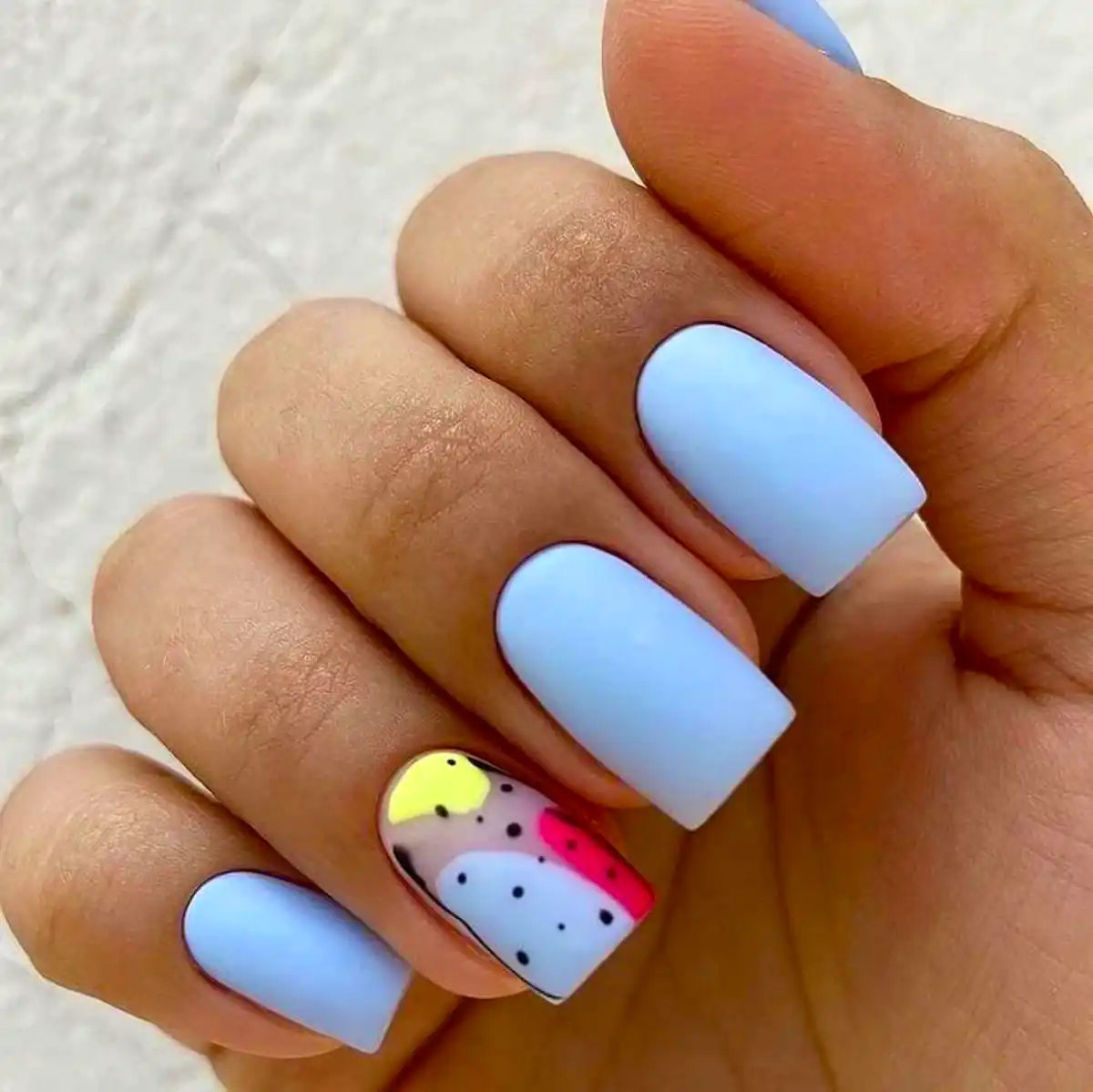 دیزاین پاستیلی روی ناخن