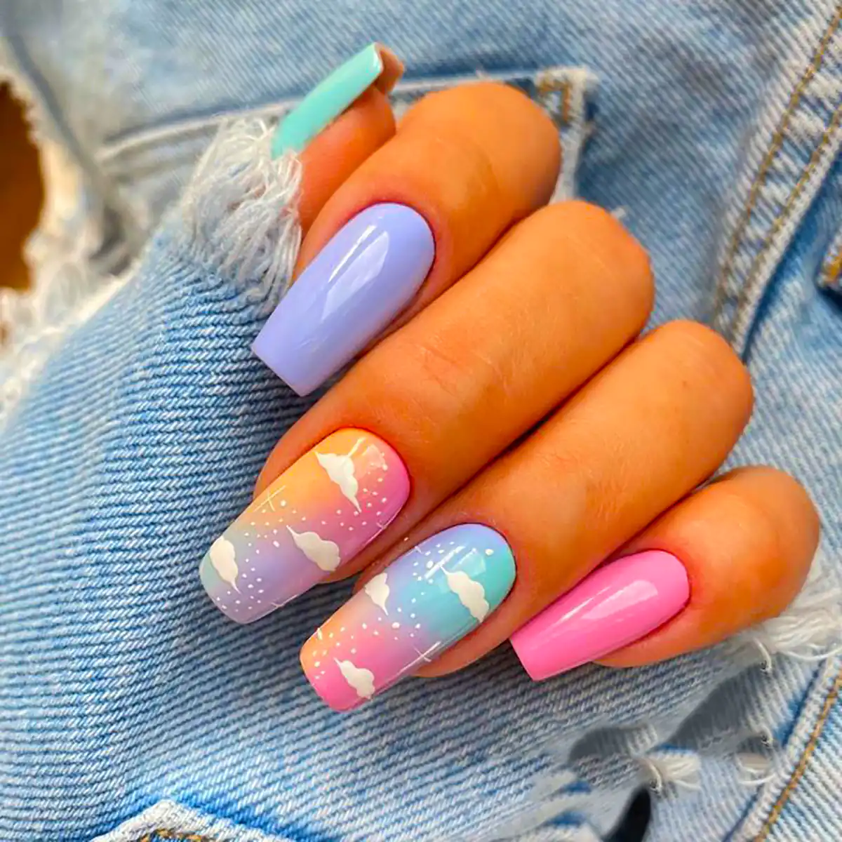 دیزاین پاستیلی روی ناخن