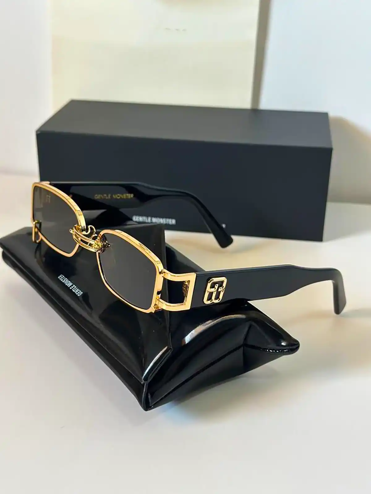 عینک آفتابی خفن لوکس