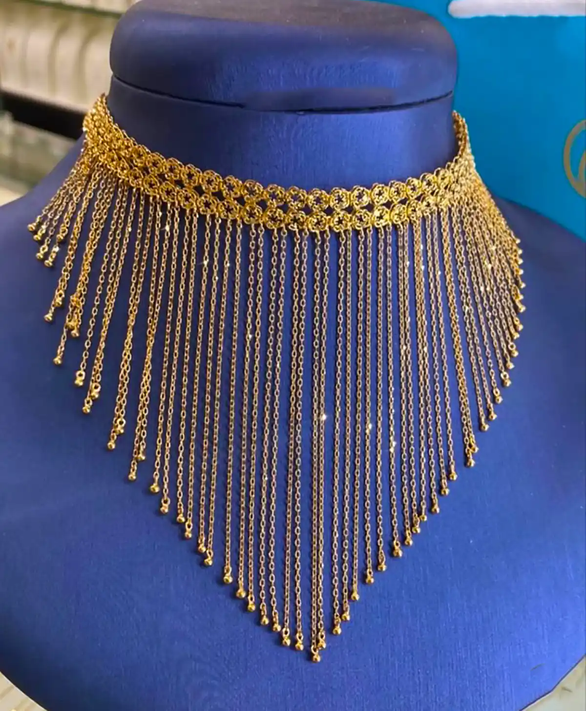 گردنبند رشته ای نما دار شیک