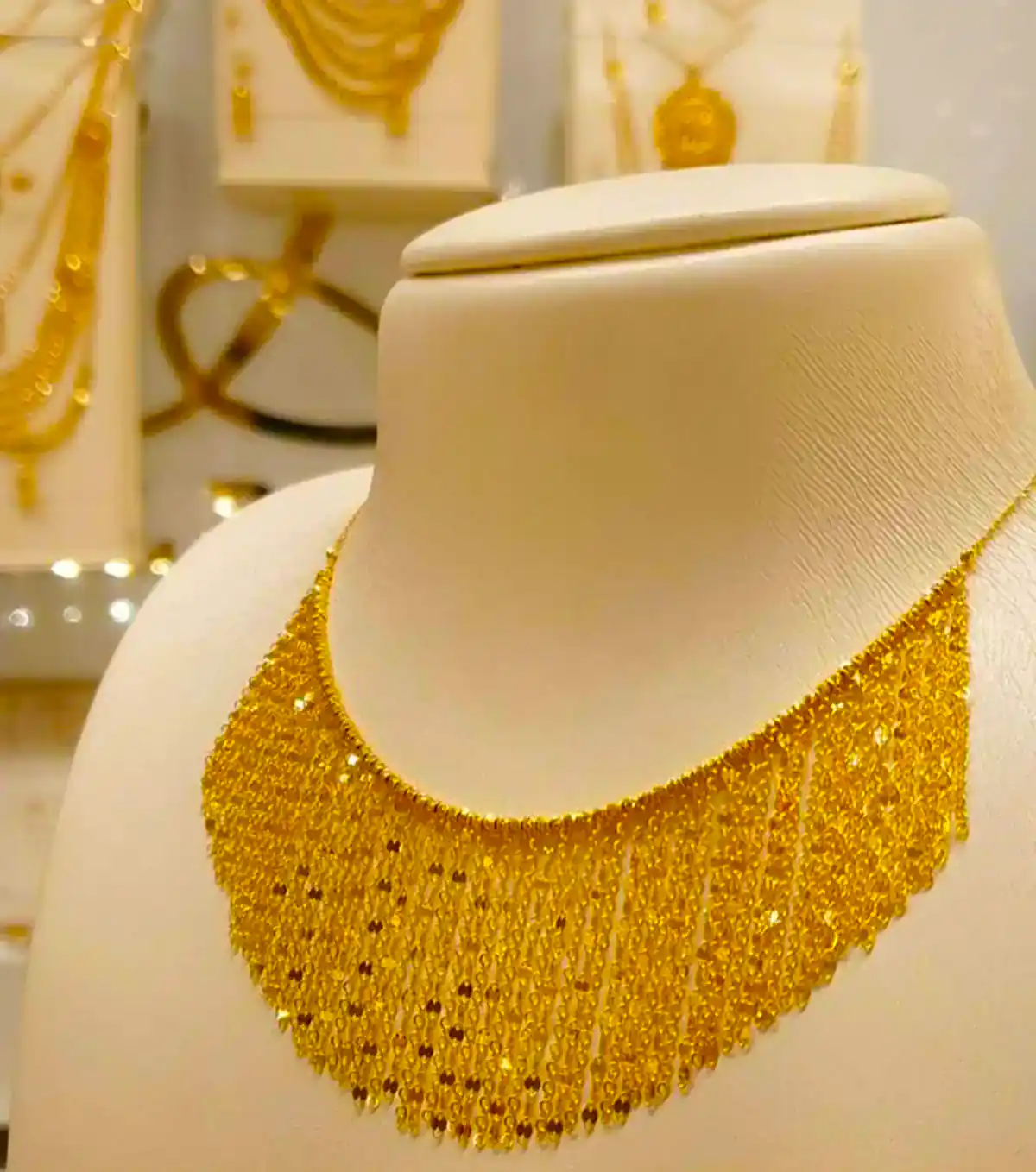 گردنبند رشته ای نما دار شیک