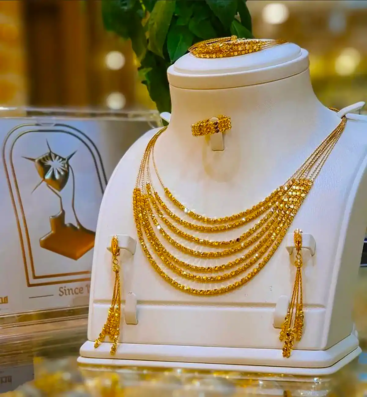 گردنبند رشته ای نما دار شیک