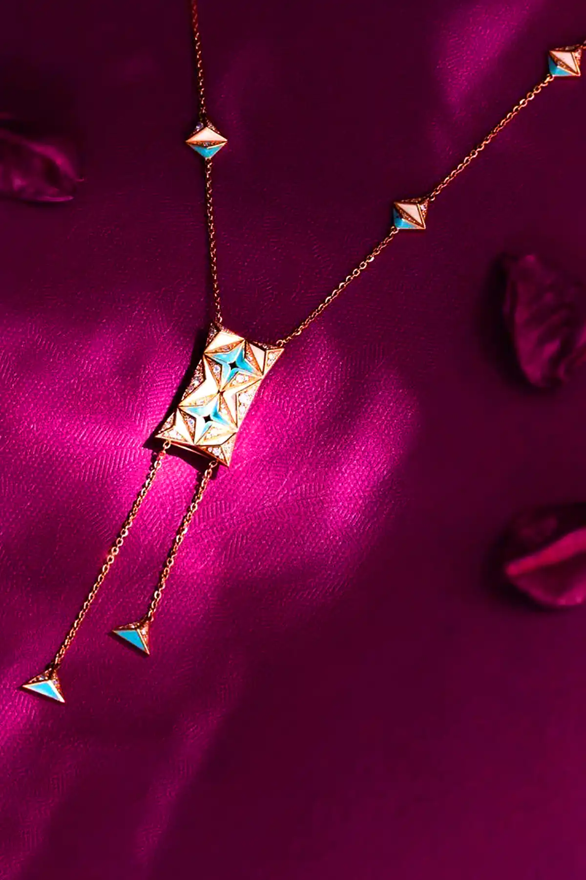 گردنی هندسی مدرن