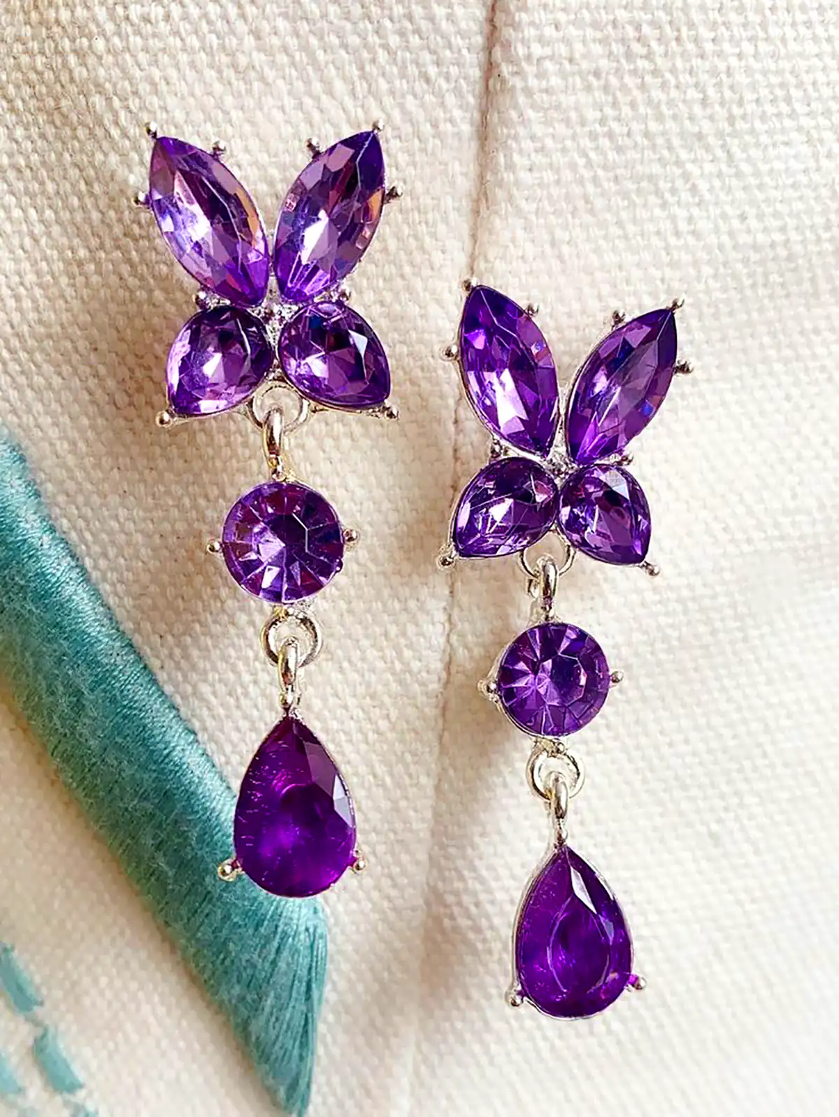 گوشواره بنفش لاکچری