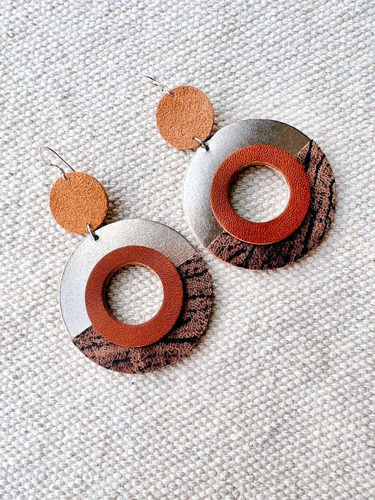 گوشواره جدید و دستساز چرم